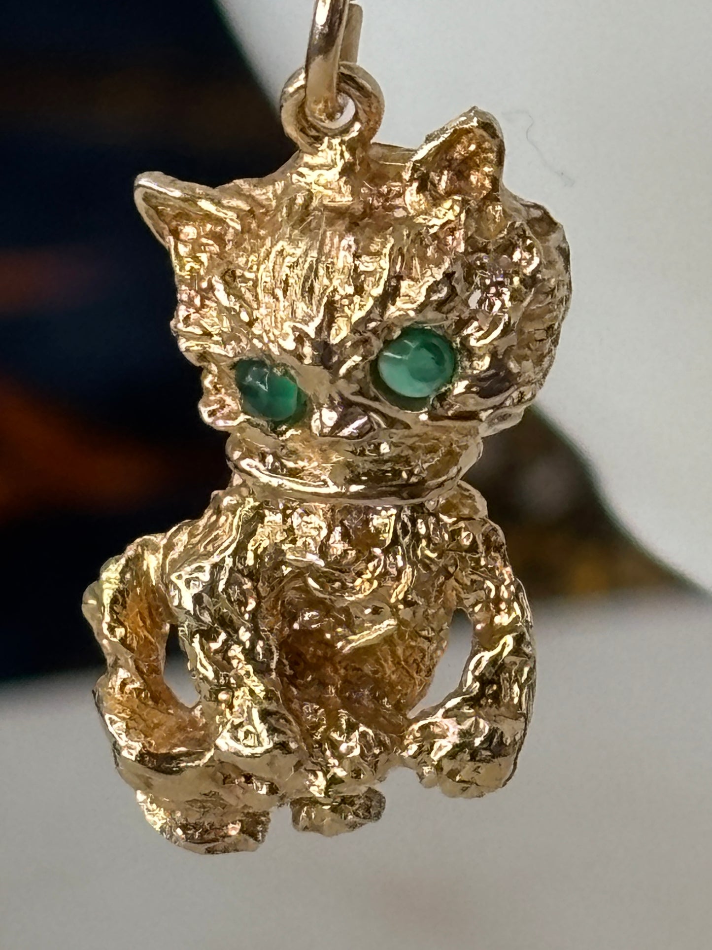 Cat Charm w/Green Eyes