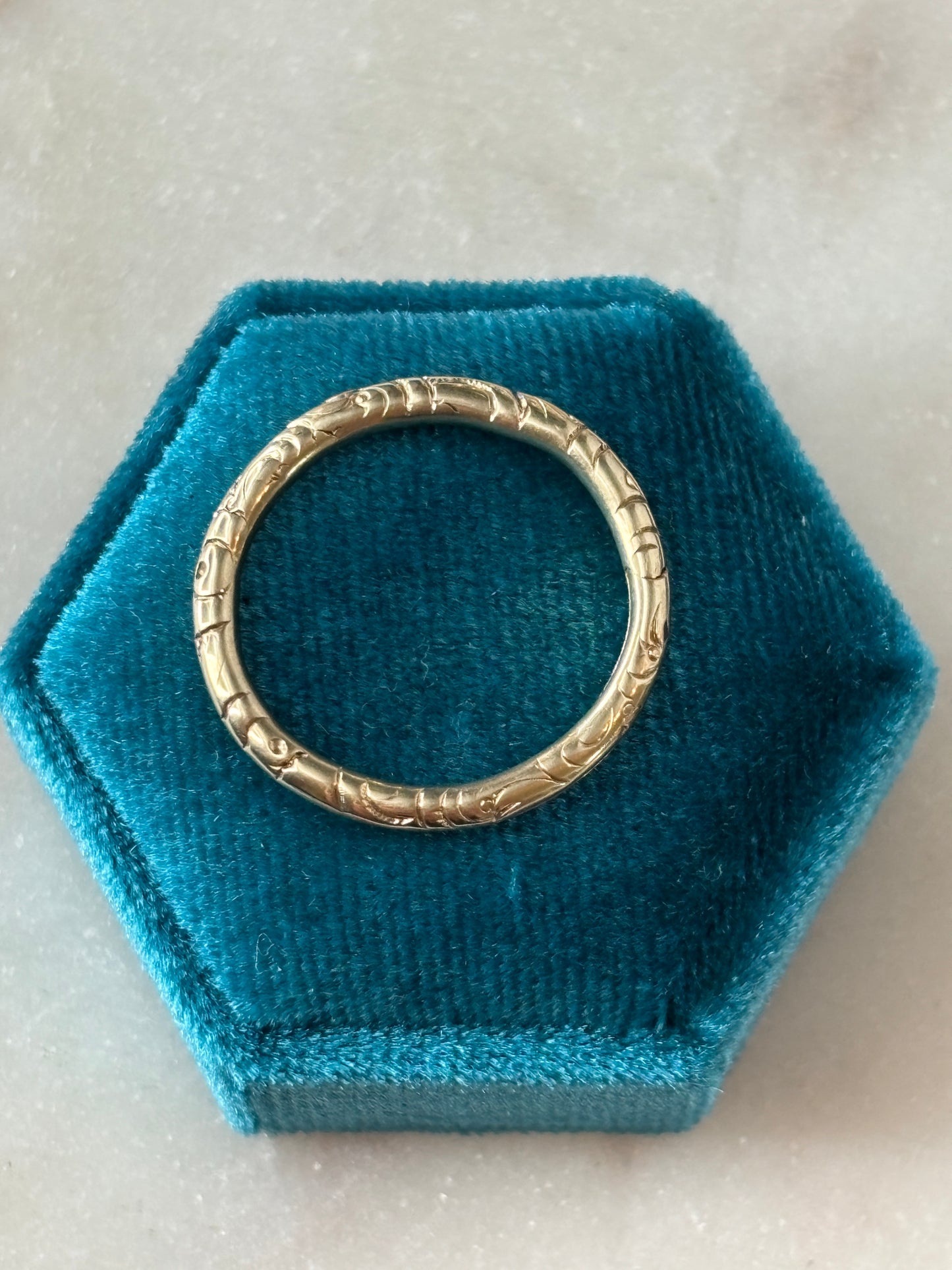 Antique Chased Split Ring