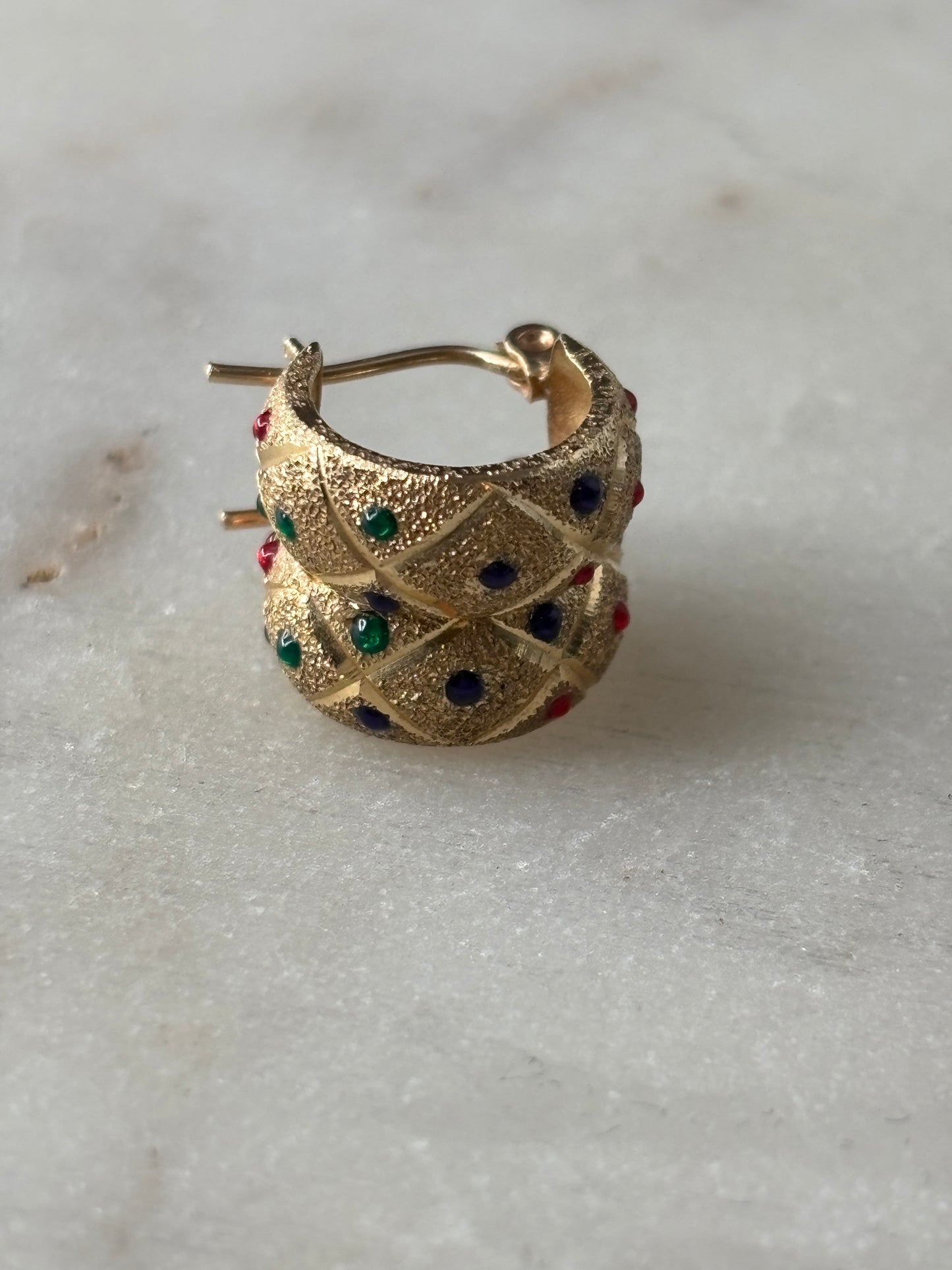 Enamel Dotted Huggies