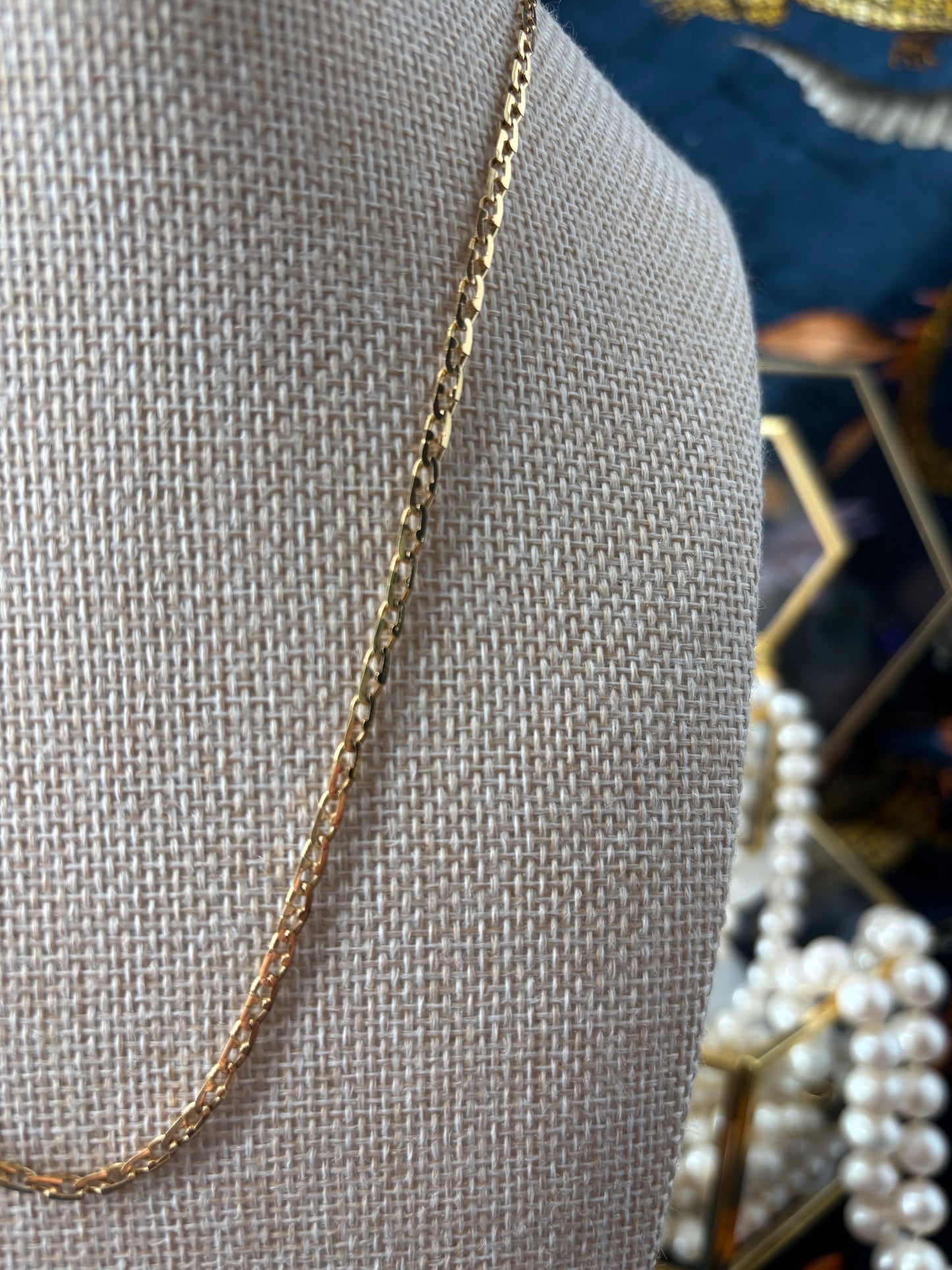 Gold Open Mariner Link Chain