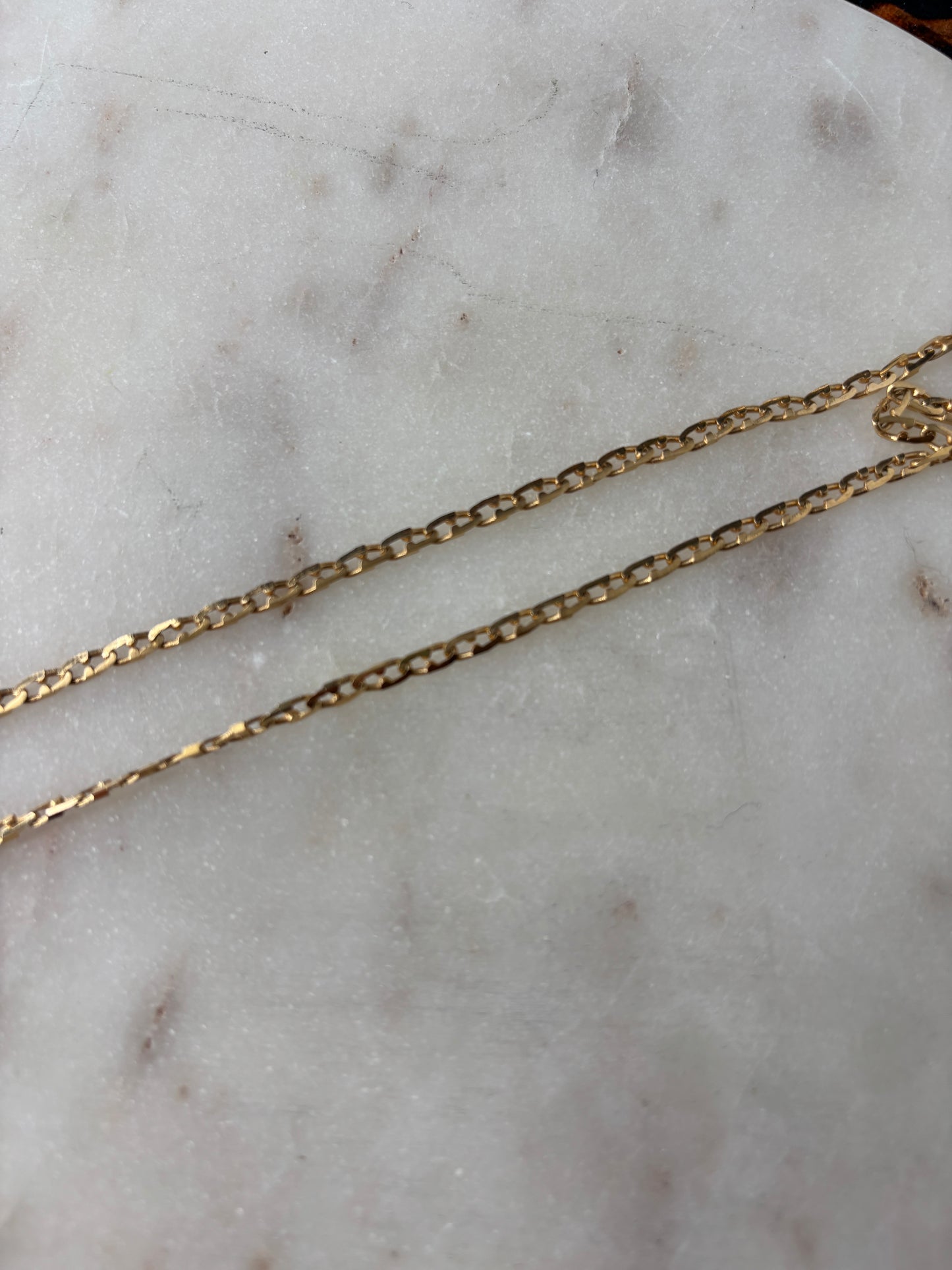 Gold Open Mariner Link Chain