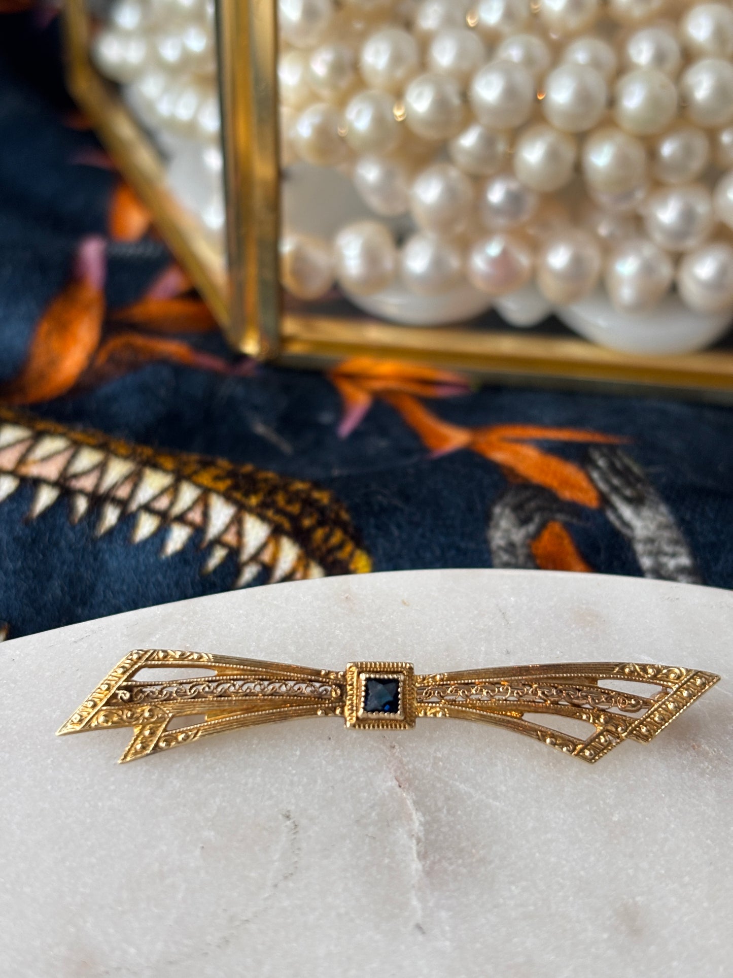 Skinny Bow Sapphire & Gold Brooch