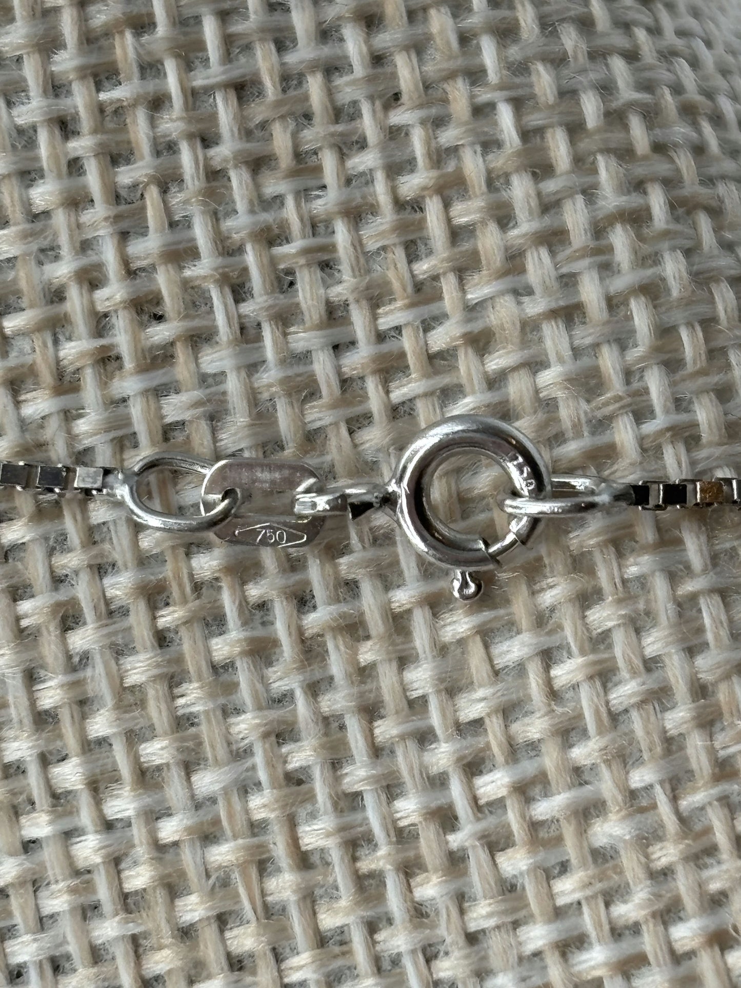 White Gold Box Chain