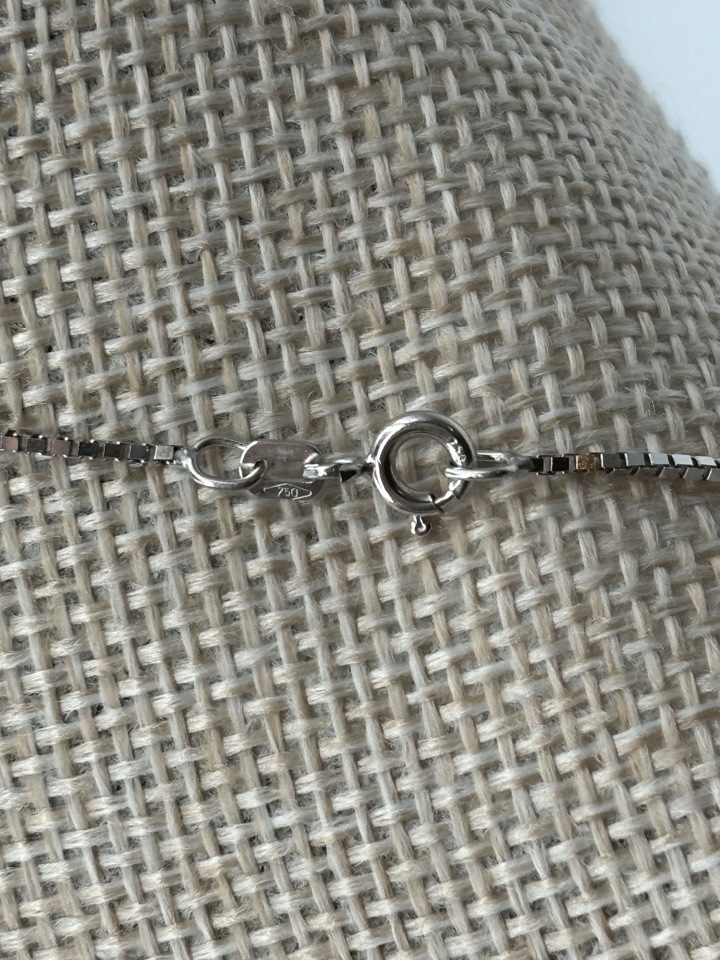 White Gold Box Chain